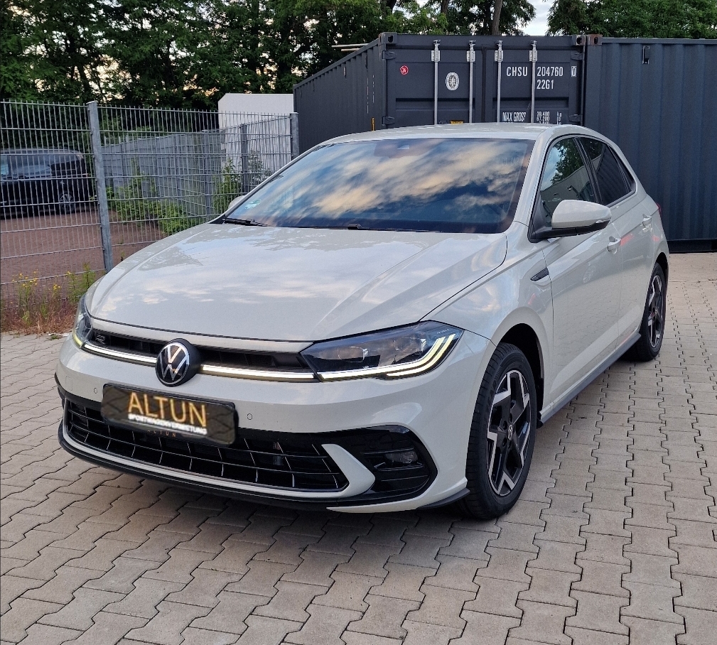 VW Polo R Line